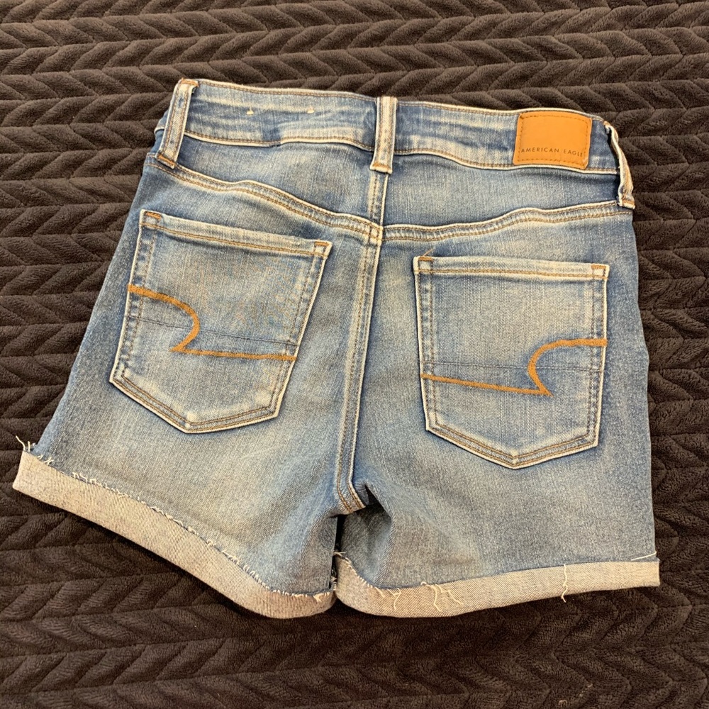 SOLD AE High Rise Short - Picture 2 of 3